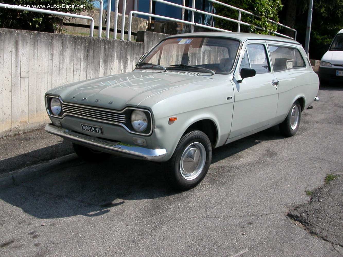 Specifications: Ford Escort I Turnier 1100 (44 Hp) 1970, 1971, 1972, 1973, 1974, 1975, 1976