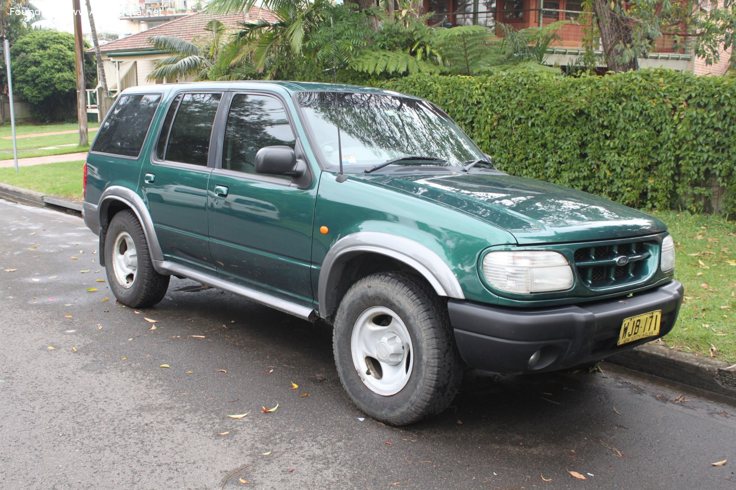 Specifications: Ford Explorer II 4.0 V6 (155 Hp) 1995, 1996, 1997, 1998, 1999, 2000, 2001, 2002, 2003