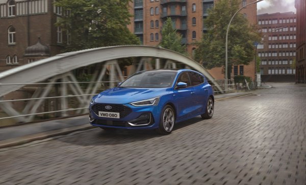 2022 Ford Focus IV Hatchback (facelift 2022) - Photo 1