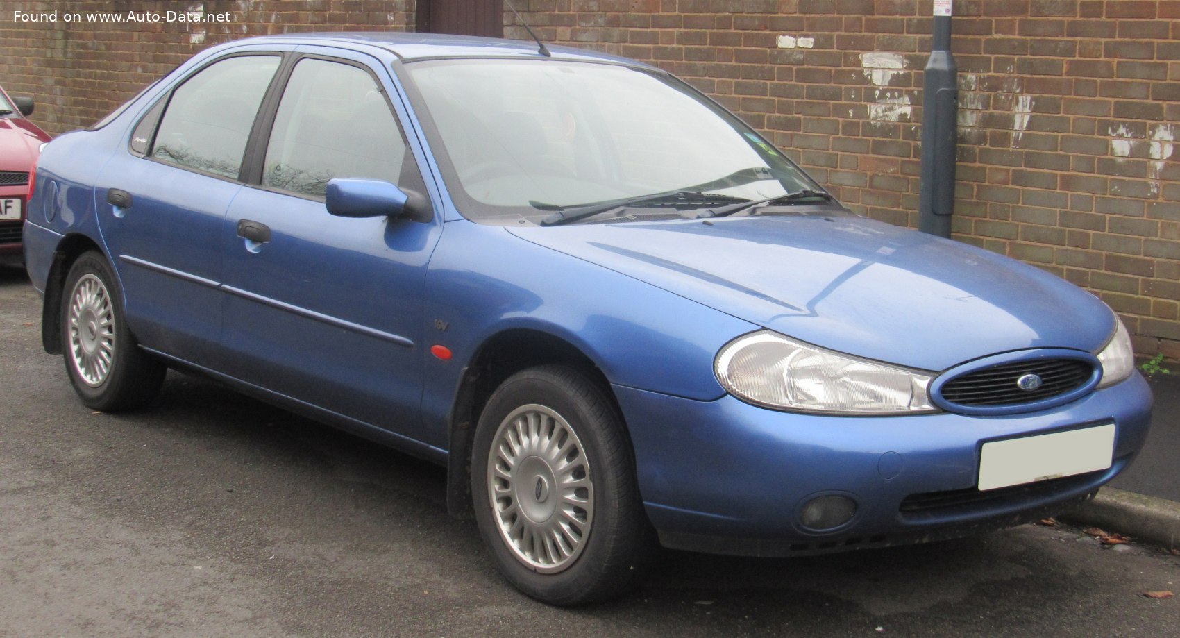 Specifications: Ford Mondeo I Hatchback (facelift 1996) 1.8i 16V (115 Hp) 1996, 1997, 1998, 1999, 2000, 2001