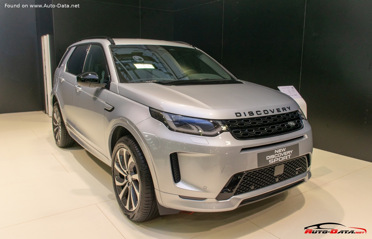 Specifications: Land Rover Discovery Sport (facelift 2019) 2.0 D200 (204 Hp) Mild Hybrid AWD Automatic 5+2 Seating 2020, 2021, 2022, 2023, 2024, 2025