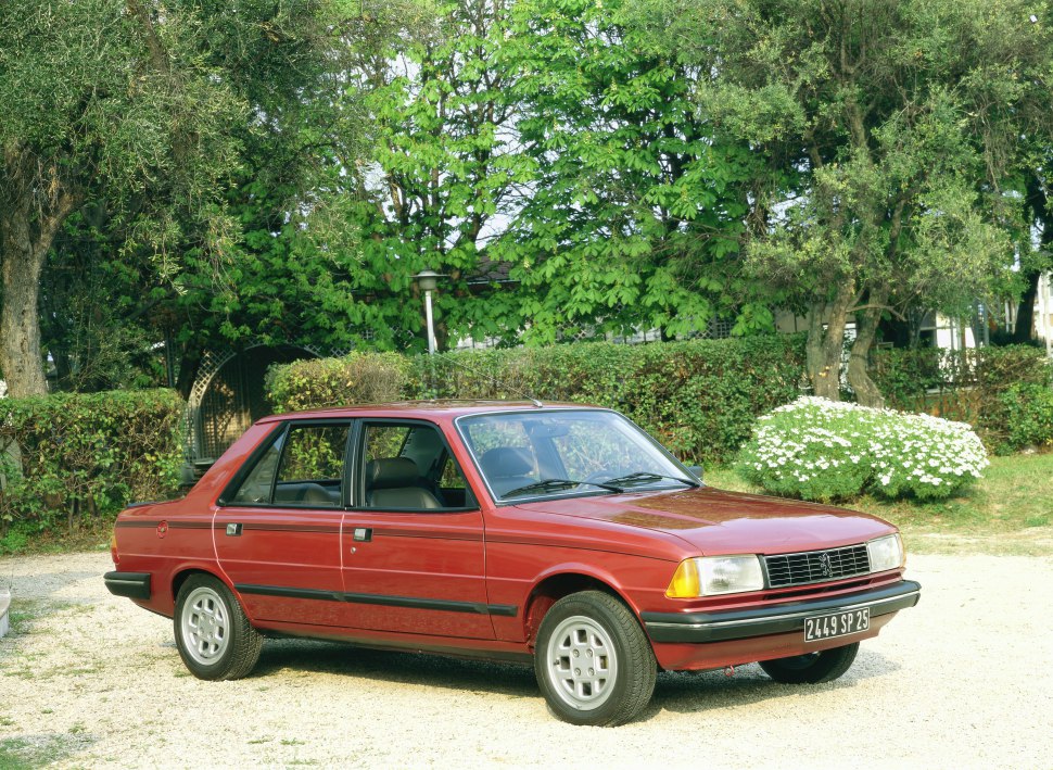 Specifications: Peugeot 305 II (581M) 1.6 (90 Hp) 1984, 1985, 1986, 1987