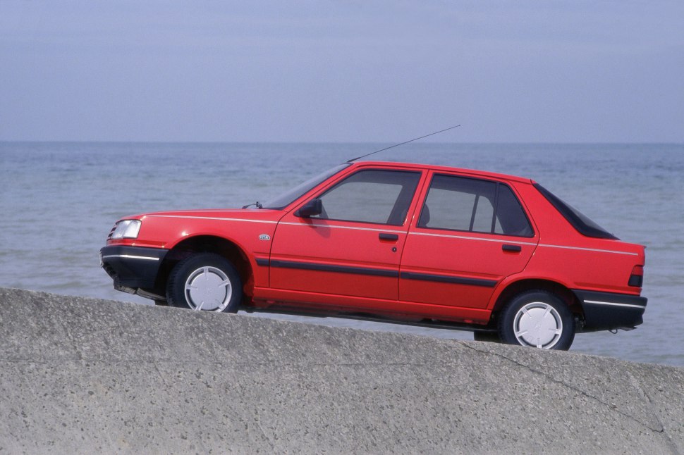 Specifications: Peugeot 309 (3C,3A facelift 1989) 1.4 (67 Hp) 1990, 1991, 1992, 1993