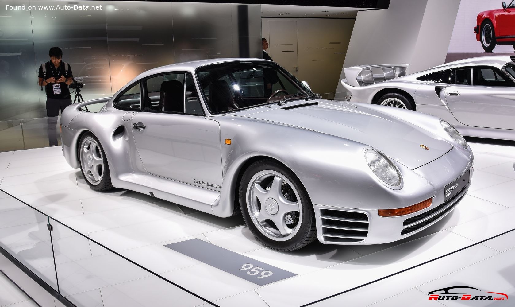 Specifications: Porsche 959 2.8 (450 Hp) AWD 1987, 1988