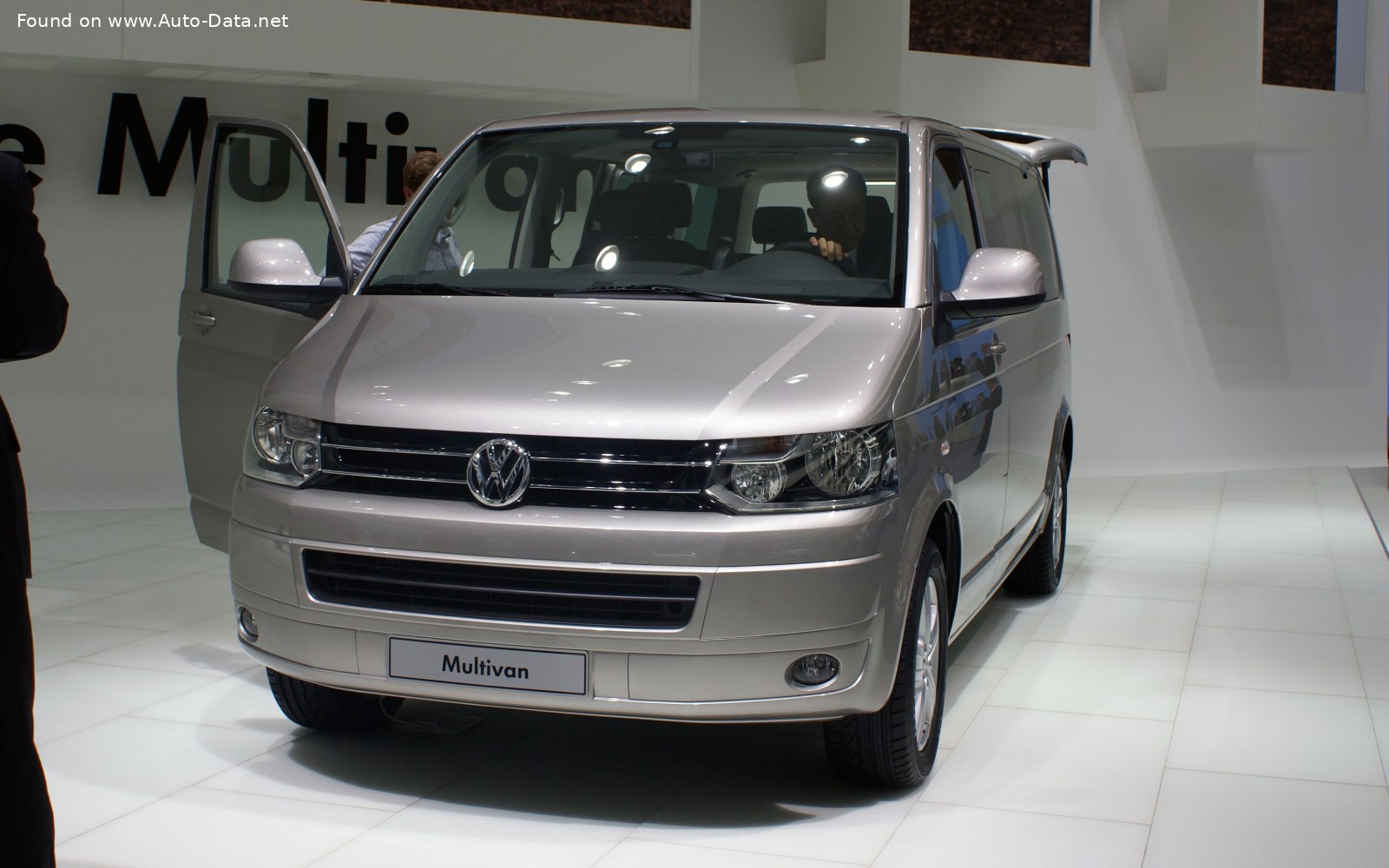 Specifications: Volkswagen Multivan (T5, facelift 2009) 2.0 TDI (140 Hp) BMT DSG 2009, 2010, 2011, 2012, 2013, 2014, 2015, 2016