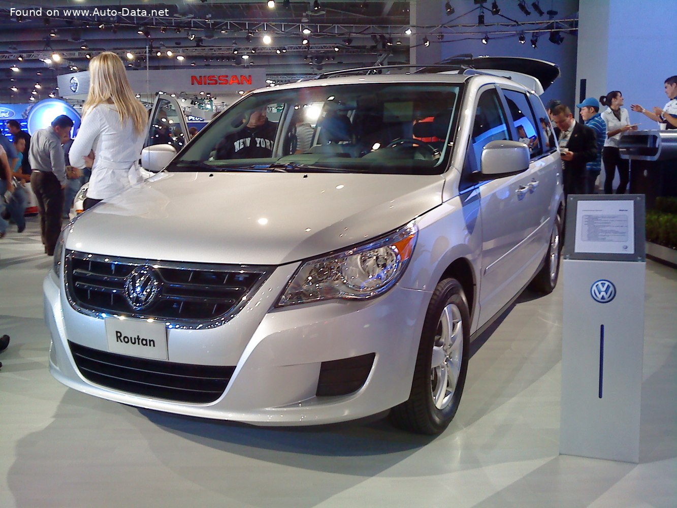 Specifications: Volkswagen Routan 3.8 V6 (197 Hp) Automatic 2008, 2009, 2010