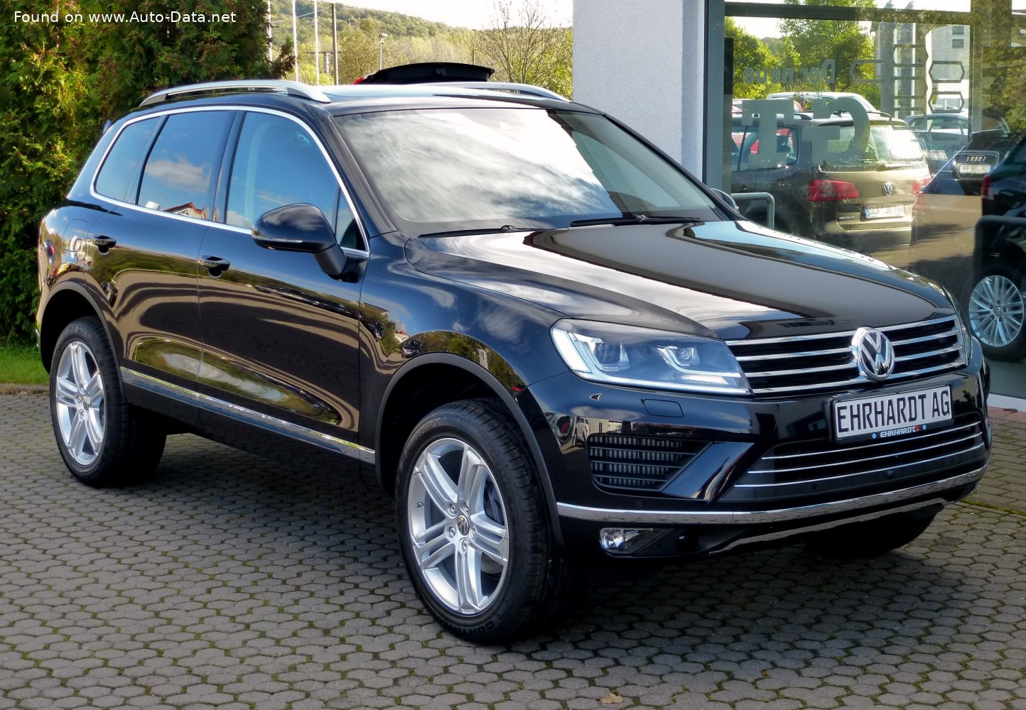 Specifications: Volkswagen Touareg II (7P, facelift 2014) 3.0 V6 TSI (380 Hp) Hybrid 4MOTION Automatic 2014, 2015
