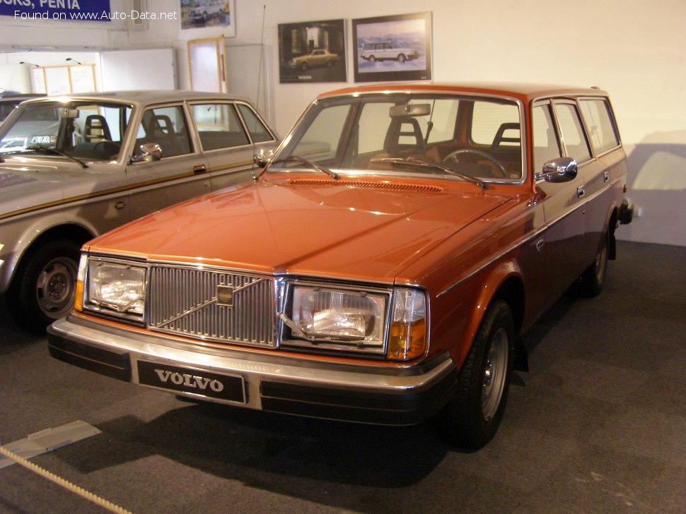 Specifications: Volvo 260 Combi (P265) 2.7 (125 Hp) 1974, 1975, 1976, 1977