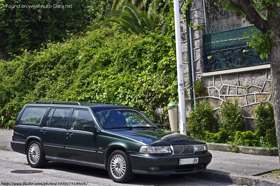 Specifications: Volvo 960 Kombi (965) 2.5 i V6 24V (170 Hp) Automatic 1994, 1995, 1996