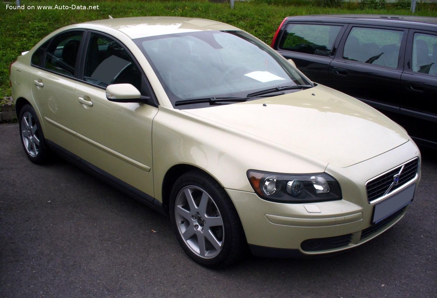 Specifications: Volvo S40 II 2.5 (220 Hp) Geartronic 2004, 2005, 2006, 2007