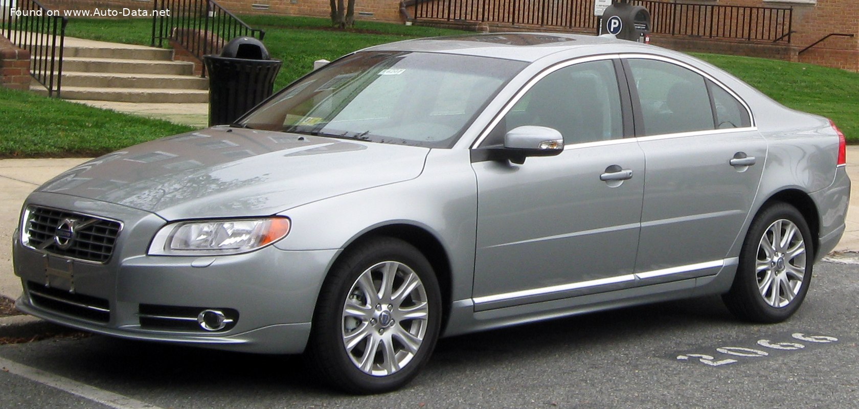Specifications: Volvo S80 II (facelift 2009) 2.4 D (175 Hp) 2009, 2010, 2011