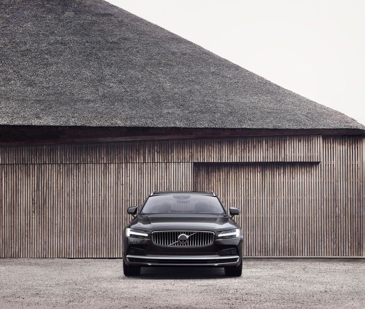 Specifications: Volvo S90 (facelift 2020) 2.0 D5 (235 Hp) AWD Automatic 2020